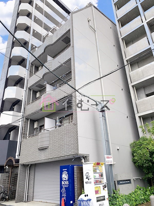 ファースト恵美須 外観