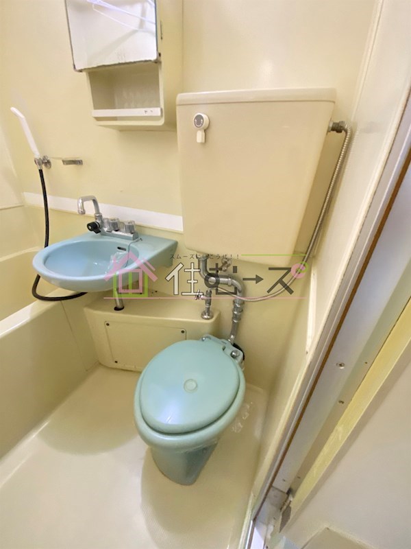 新大阪コーポビアネーズ ベランダ