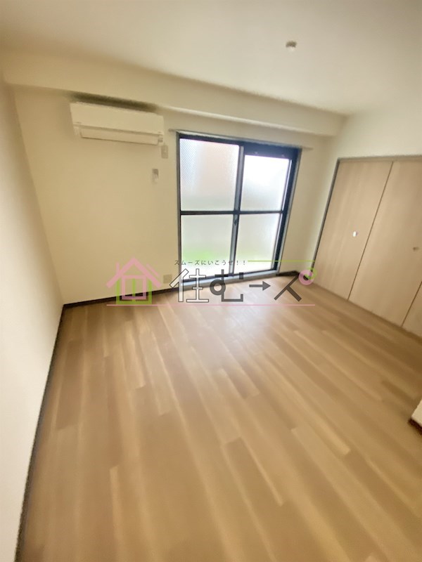 クレセール春日出 ベッドルーム