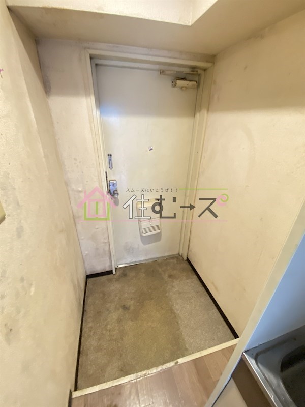 パンジービオラ春日出 玄関