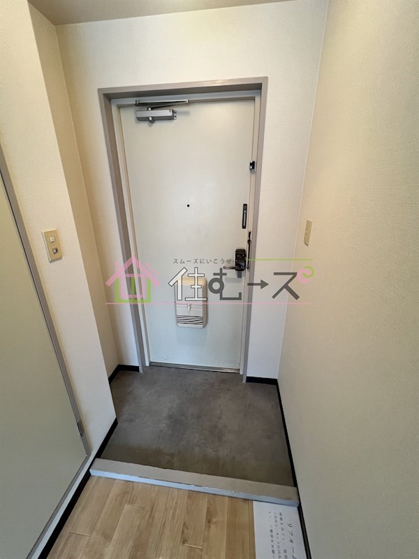 太田ビル 玄関