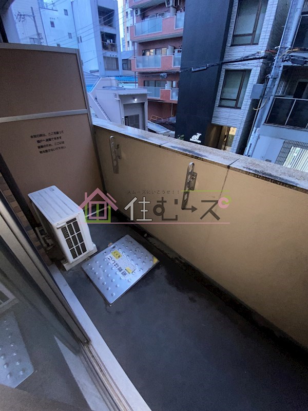 プレサンス堺筋本町フィリア ベランダ