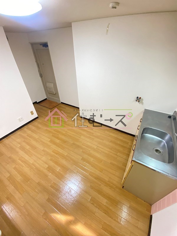 コーポ万代 リビング