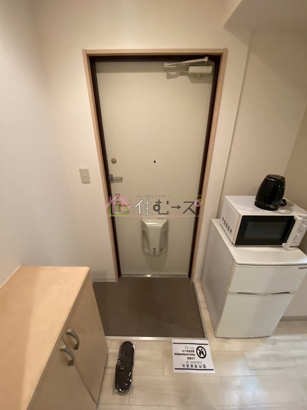 みおつくし西なんば 玄関