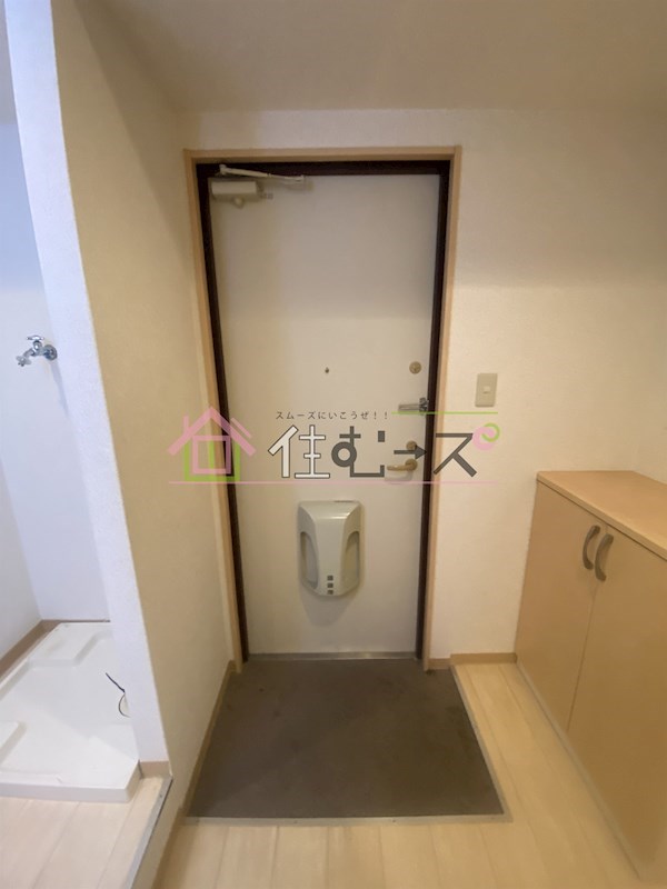 みおつくし西なんば 玄関