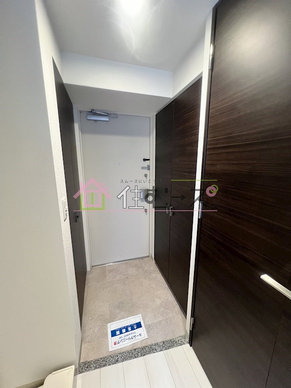 エステムコートディアシティWEST 玄関