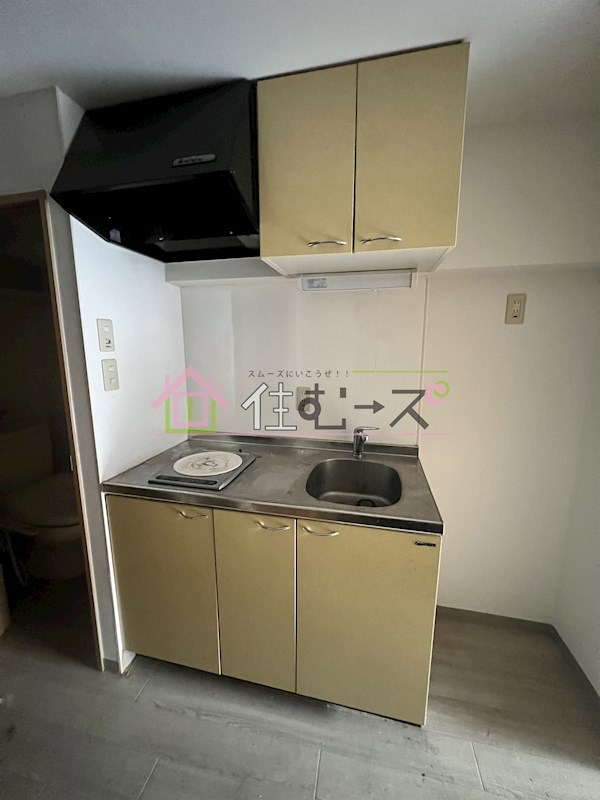 レフィナード恵美須 キッチン