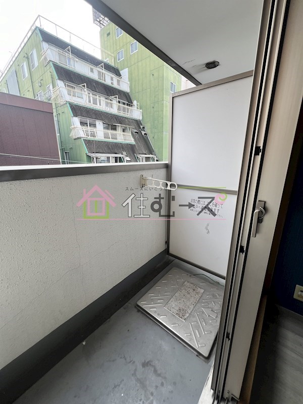 レフィナード恵美須 ベランダ