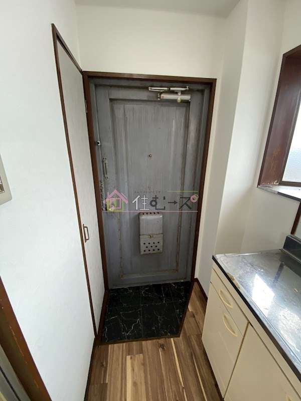 ハイムポプリ 玄関