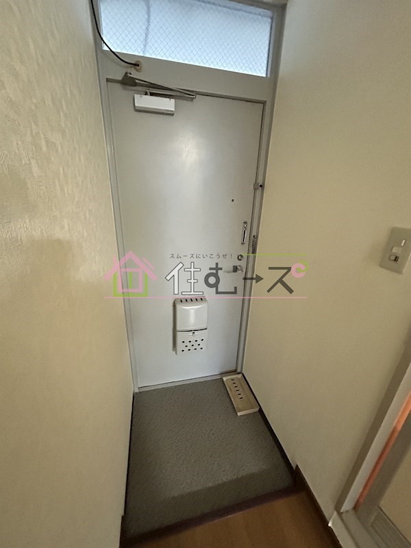 ヴェラハイツ佳 玄関