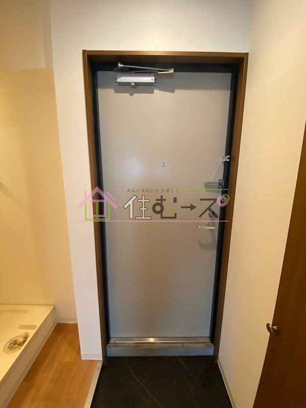 アルディア新町 玄関