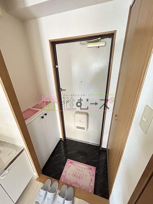 小鳥ハイツ 玄関