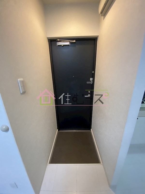 パイン塚本 玄関