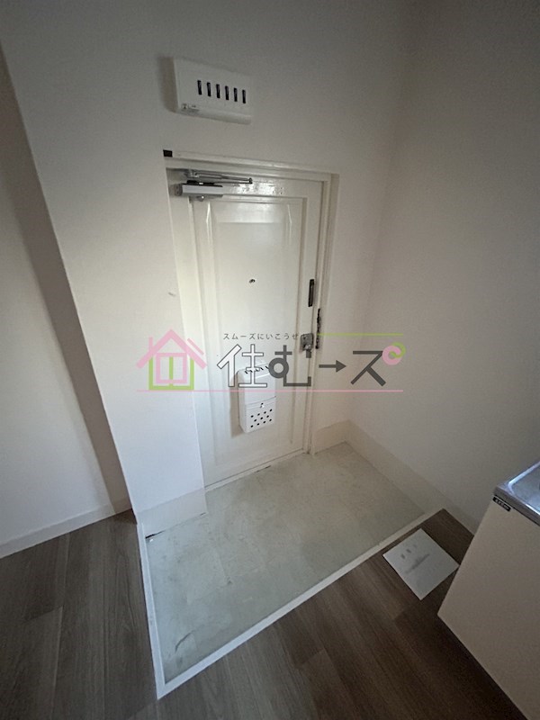 南津守冨士ハイツ 玄関