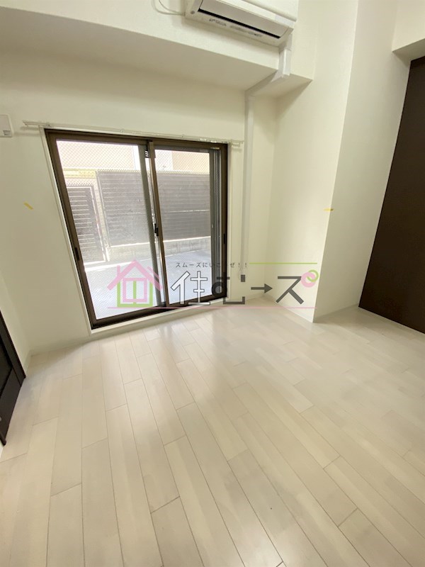 Luxe難波WEST ベッドルーム