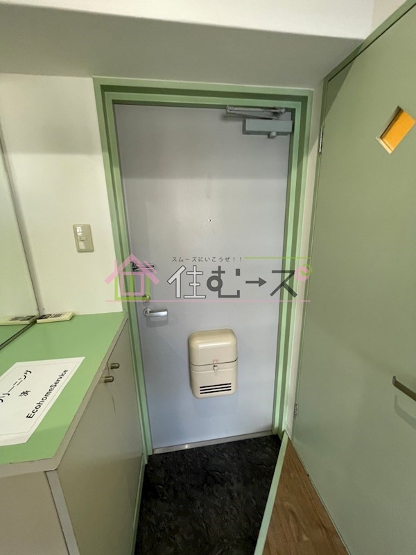 ハイコート駒川 玄関