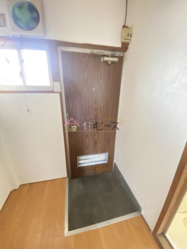 ハイム楠井 玄関