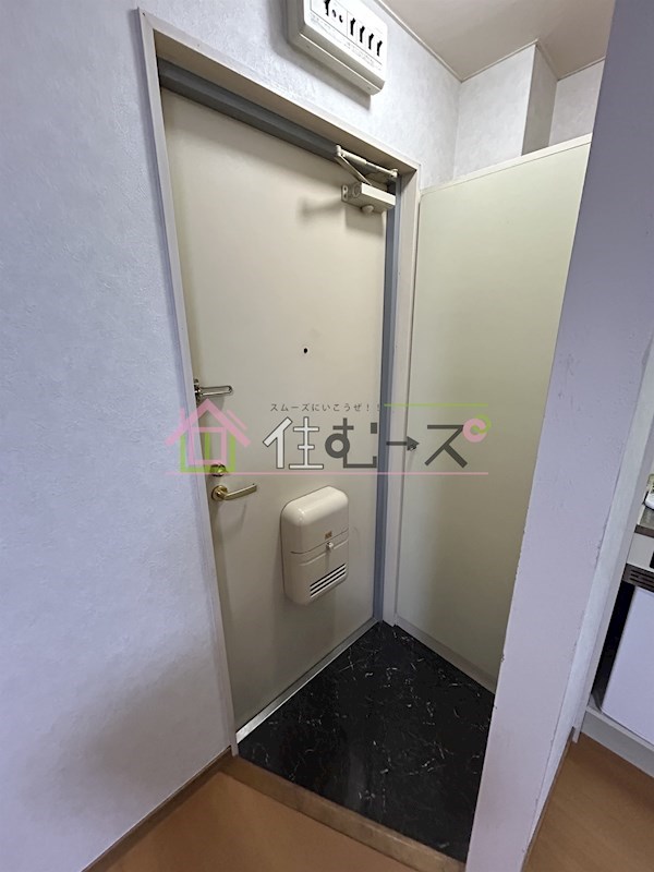 ヴェルデ高松 玄関