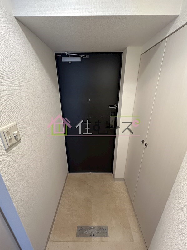 エスリード江戸堀 玄関