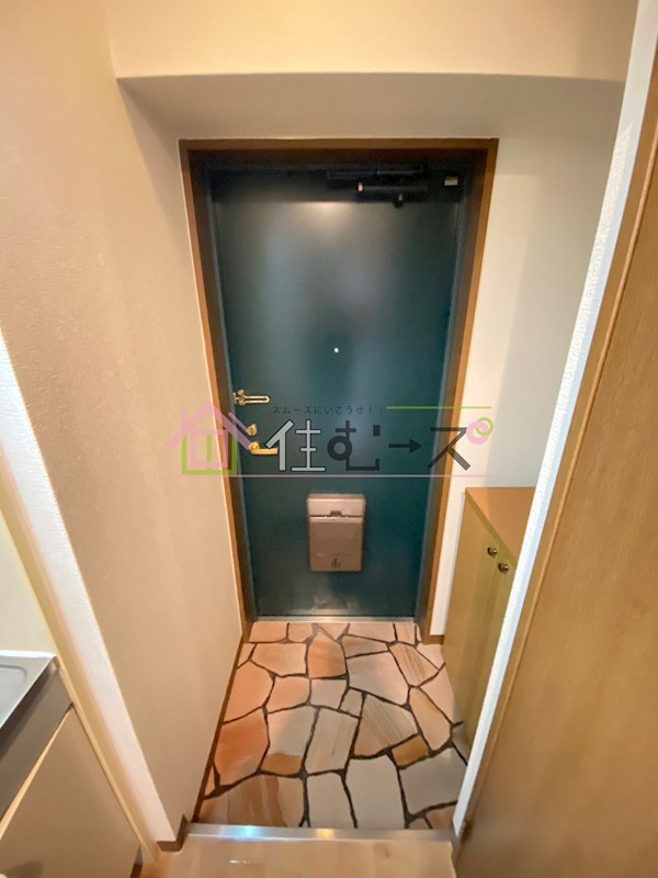 エクセレント上新8 玄関