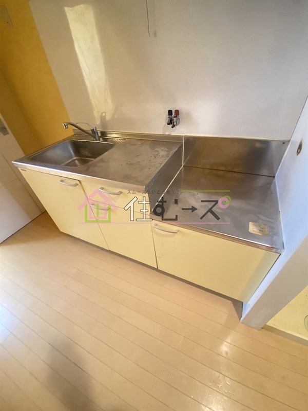 第一山一ビル キッチン
