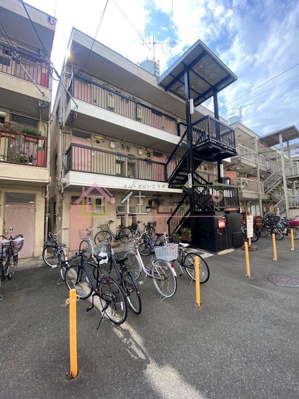 友宝マンション 外観