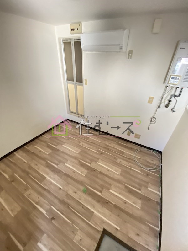 ロイヤルハイツ駒川 ベッドルーム