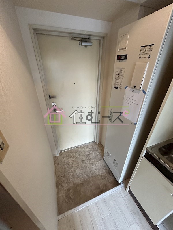 ロイヤルクレイン玉出 玄関