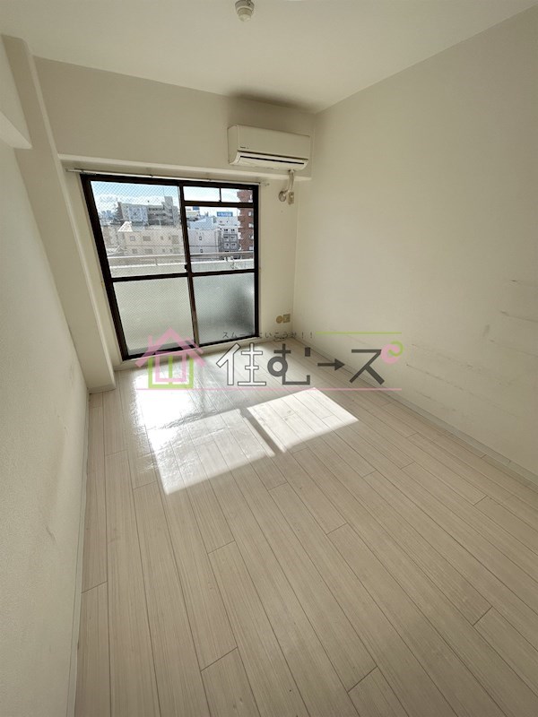 ラ・フォーレ上新庄 ベッドルーム