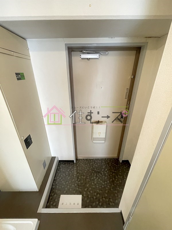 LakiaMaison弁天町 玄関