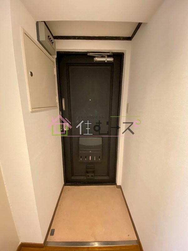 ファンターナ上本町  玄関