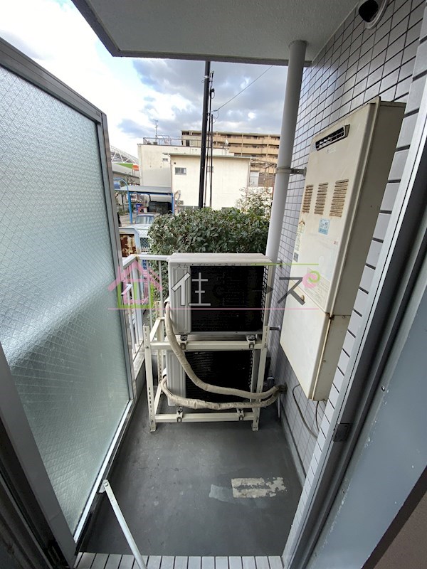 新北島一番館 ベランダ