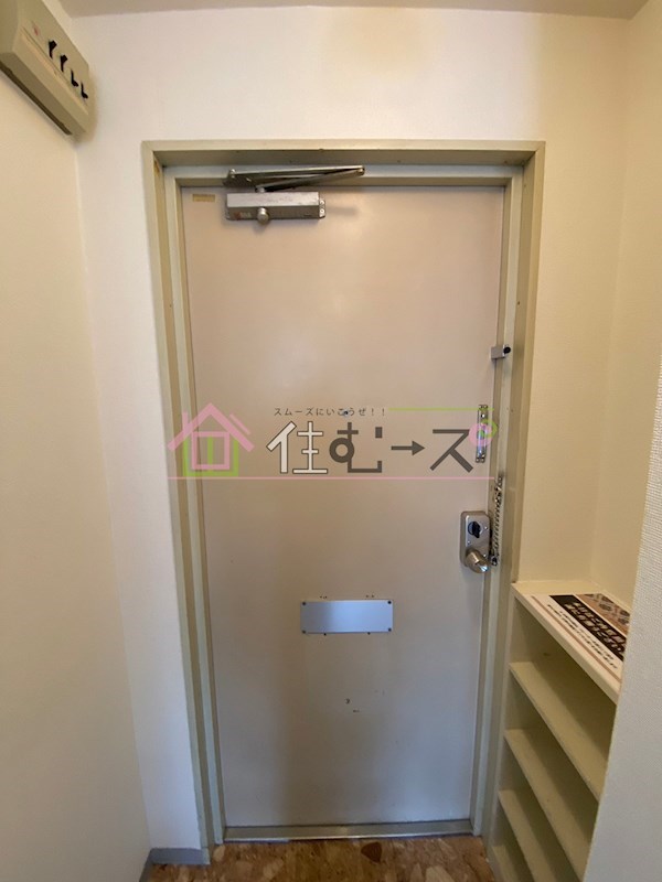 グランドール長堀 玄関