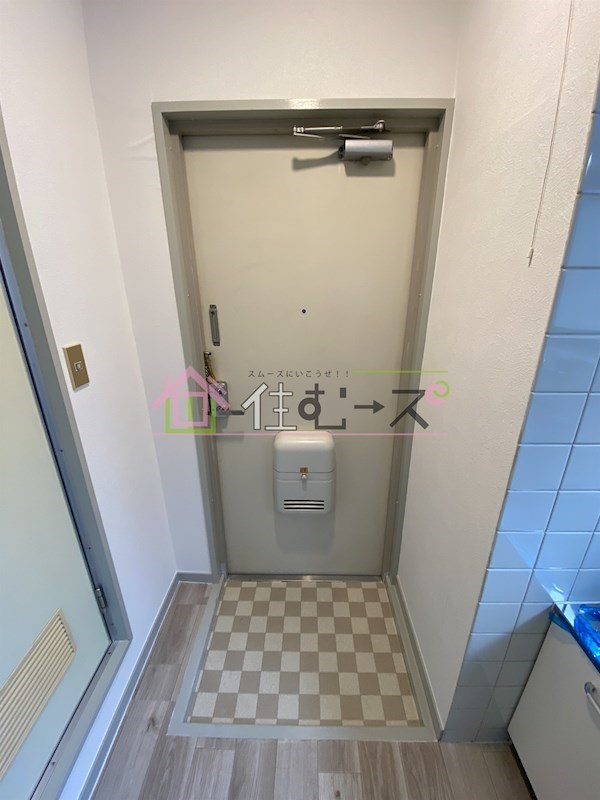 パラレル京橋 玄関