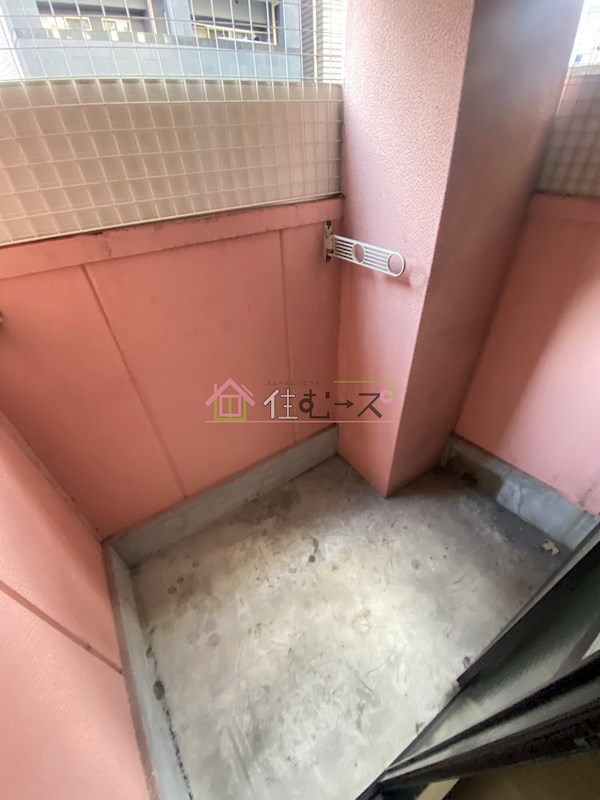 ステイタス難波ビル ベランダ