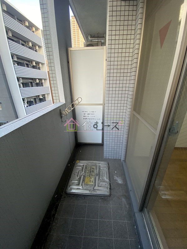 エステムコート難波ミューステージ  ベランダ