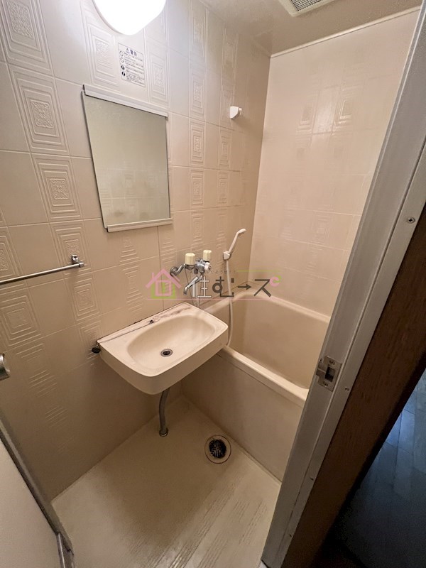 TATディナスティ西本町 風呂画像