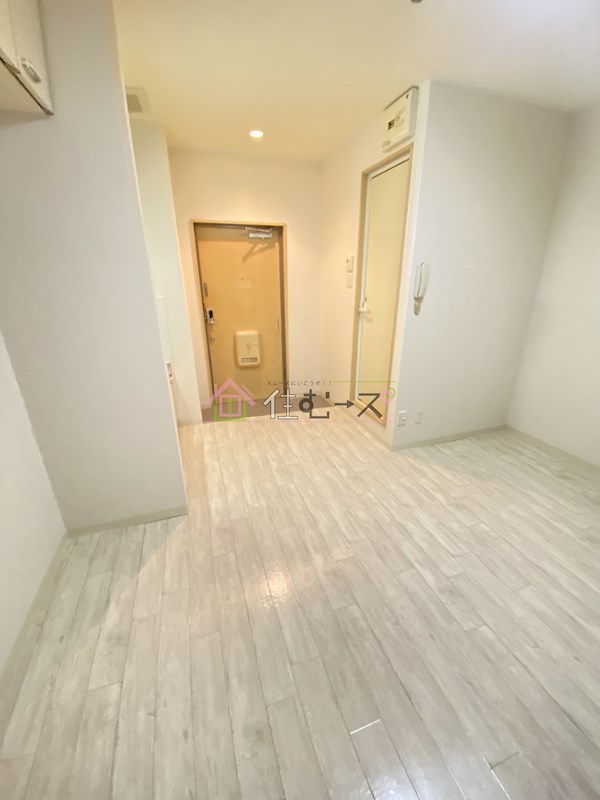 メルヘン新今里 リビング