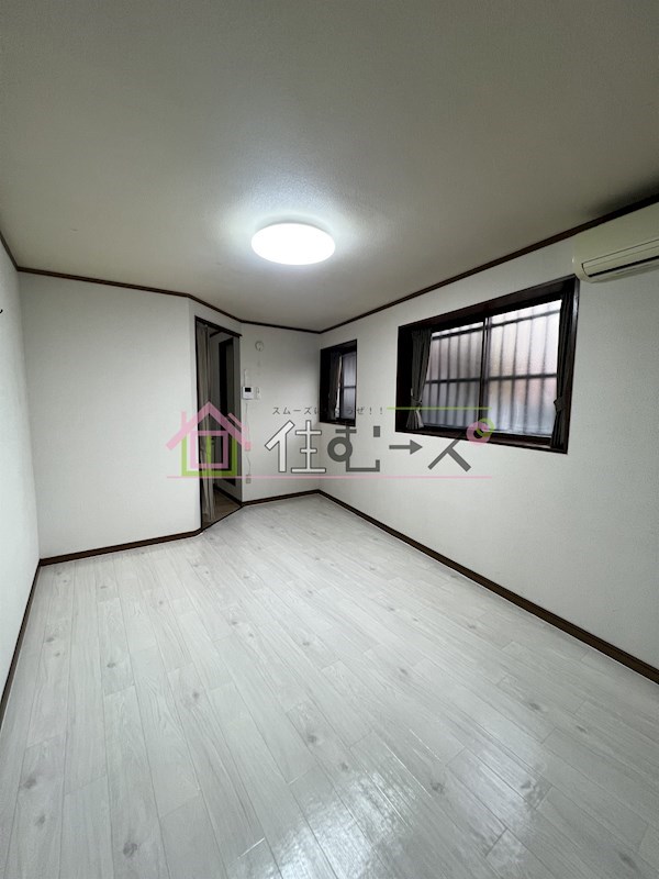 AハイツB リビング