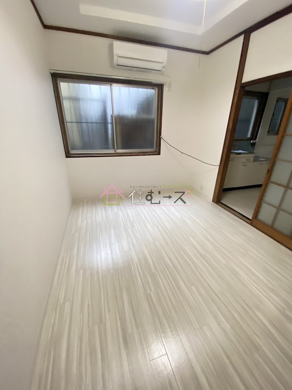 葵マンション ベッドルーム