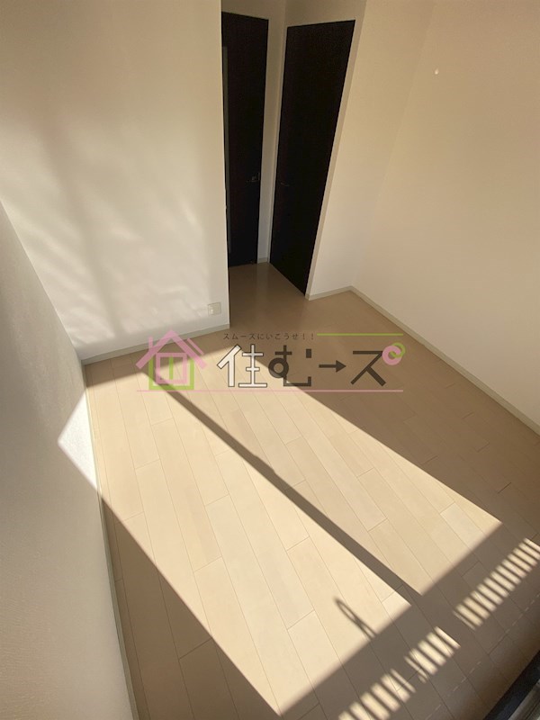 エステムコート難波WESTSIDEⅢドームシティ  リビング