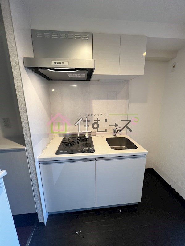 フォーリアライズ難波南ファーロ キッチン