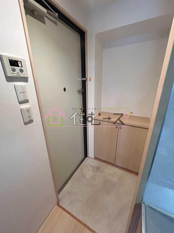 グランパシフィック難波元町 玄関