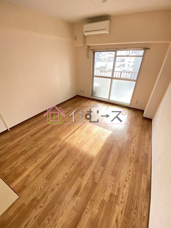 シティハイム新大阪 ベッドルーム