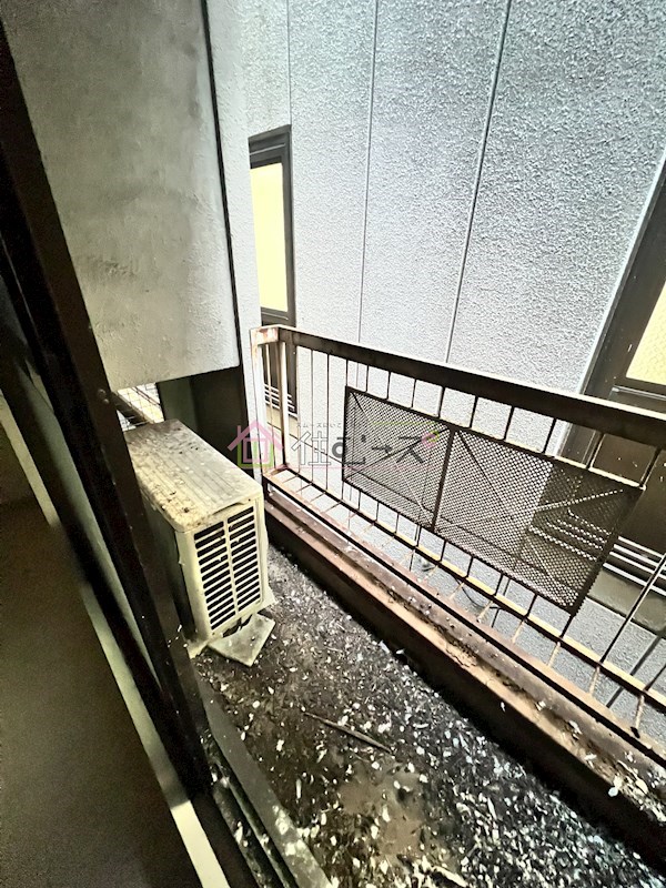 キングスアベニュー流町B棟 ベランダ
