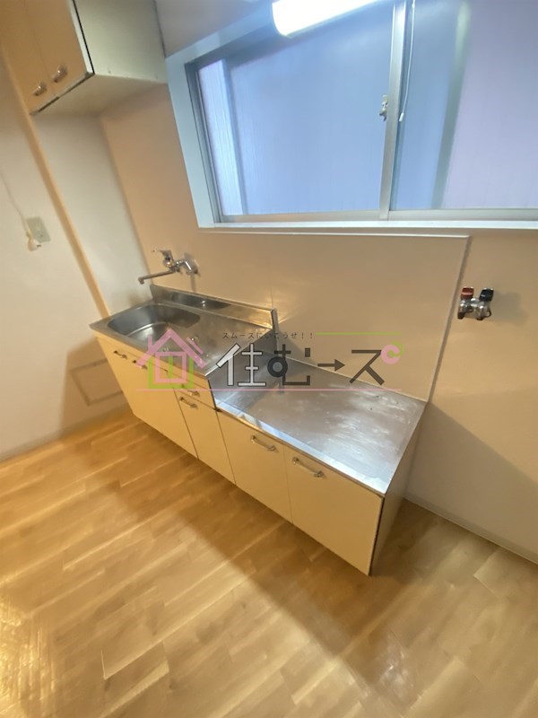 越部アルプス山坂ビル キッチン