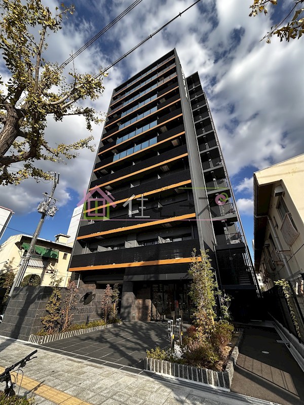 ワールドアイ難波City Gate 外観