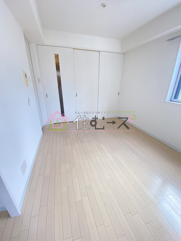 ジュネーゼ京町堀パークサイド リビング