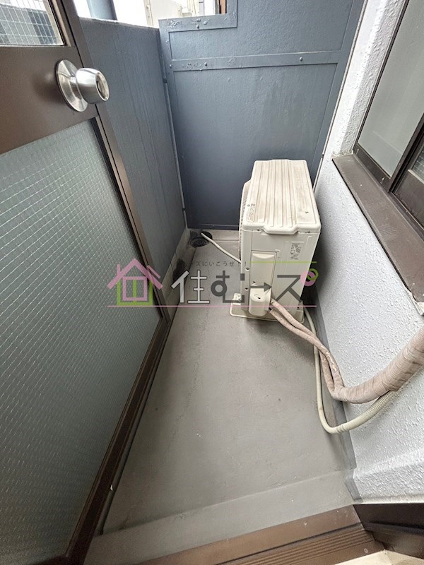 ノアーズアーク桃谷駅前 ベランダ