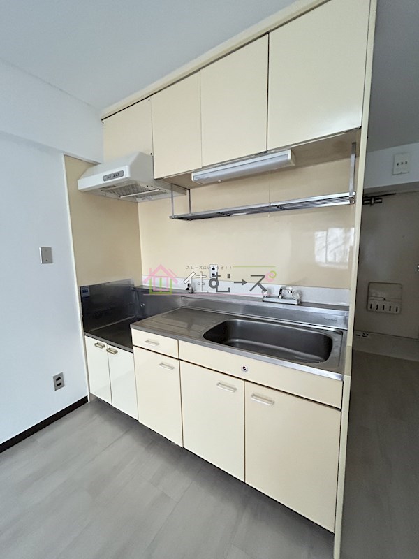 新大阪コーポビアネーズ キッチン